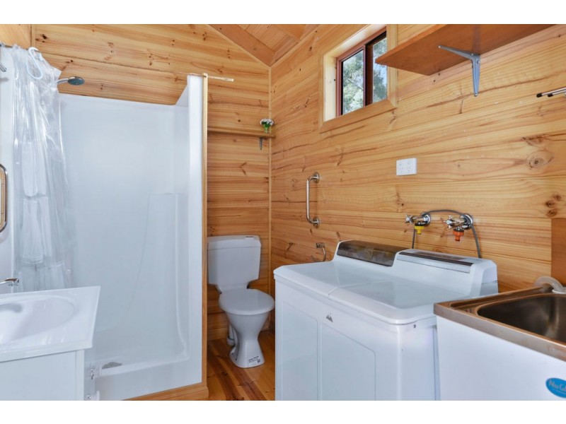 315 Gwandalan Road, Sloping Main TAS 7186