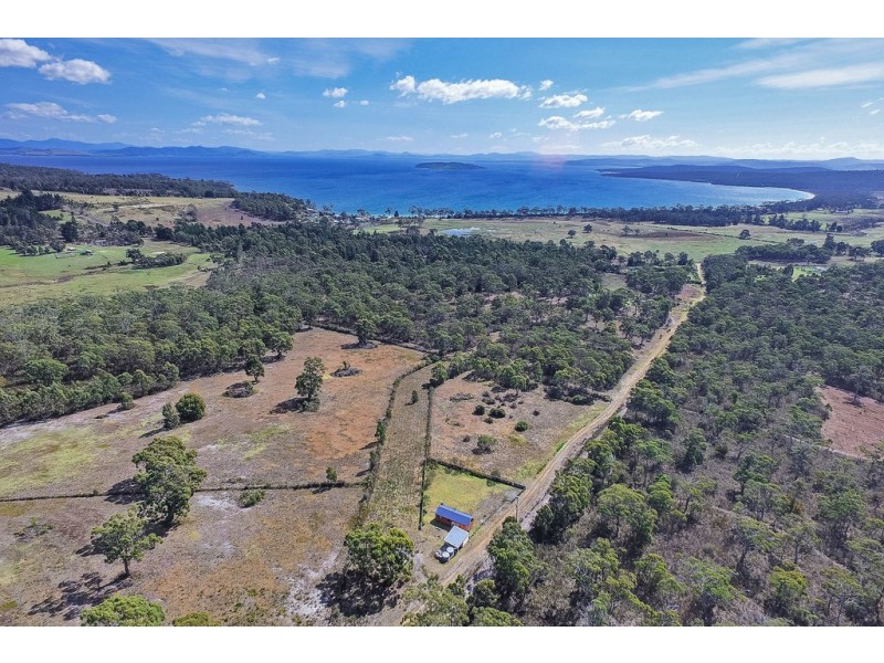 315 Gwandalan Road, Sloping Main TAS 7186