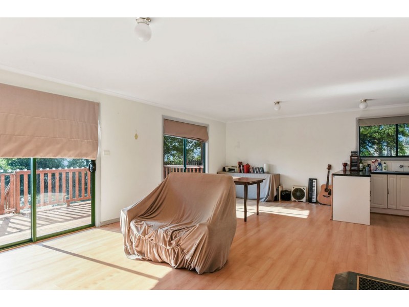 6 Lily Street, White Beach TAS 7184