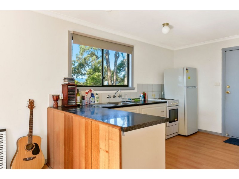 6 Lily Street, White Beach TAS 7184