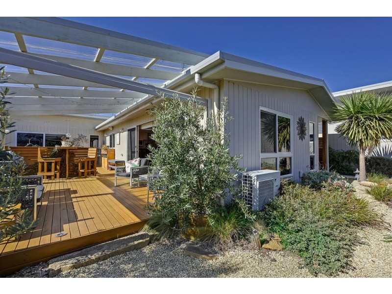 30 First Avenue, Dodges Ferry TAS 7173