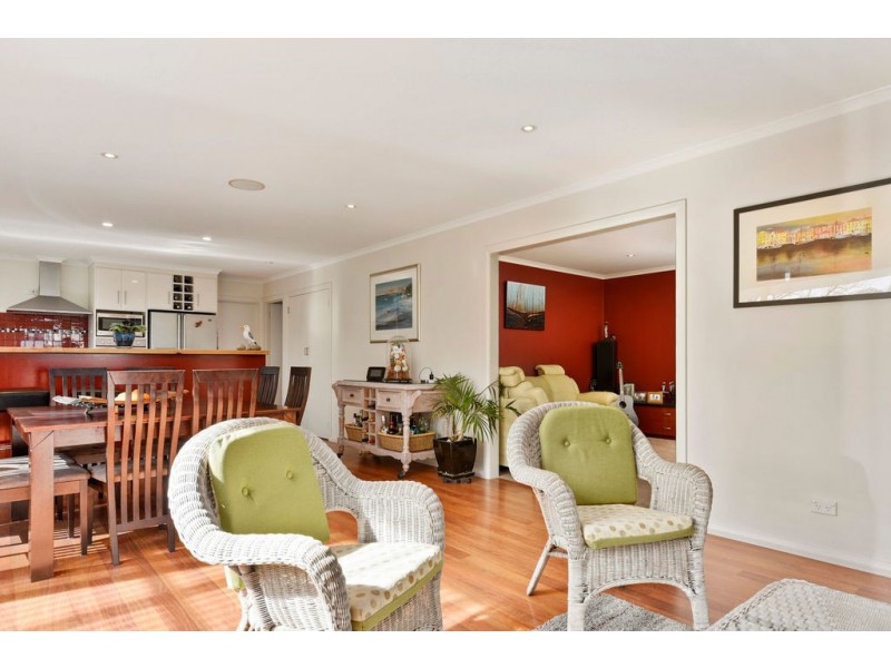 30 First Avenue, Dodges Ferry TAS 7173