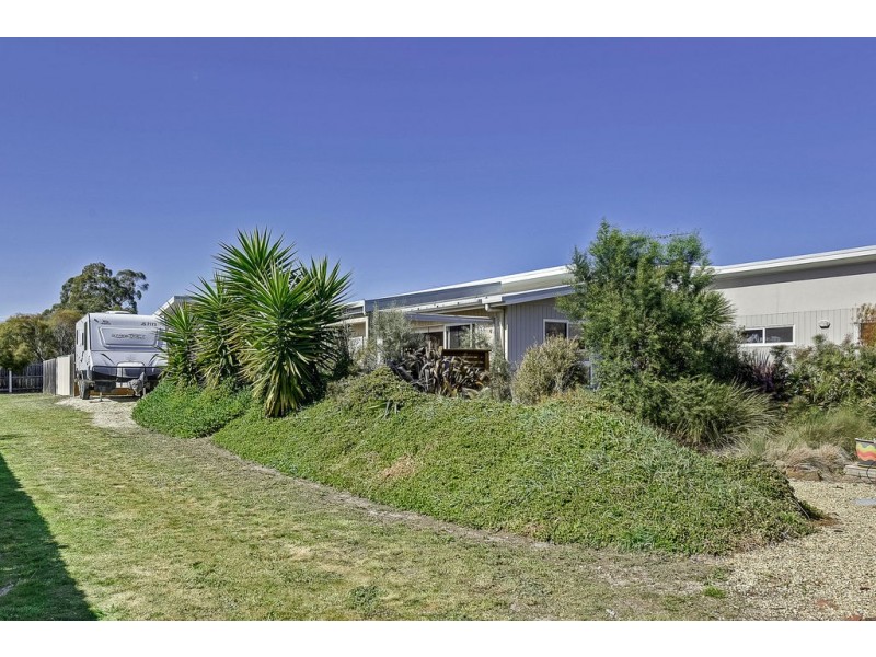 30 First Avenue, Dodges Ferry TAS 7173