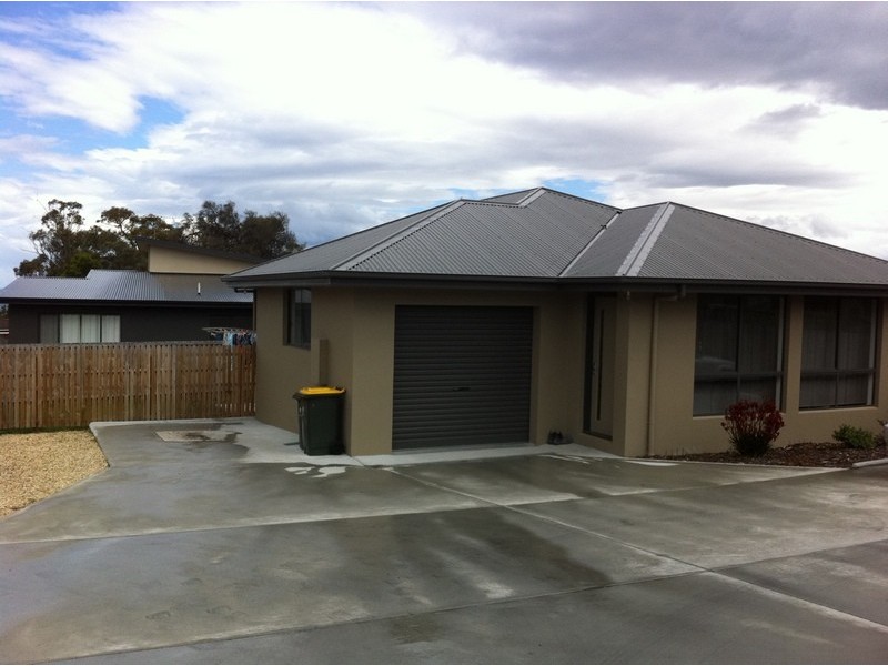 2/25 Cavenor Drive, Oakdowns TAS 7019