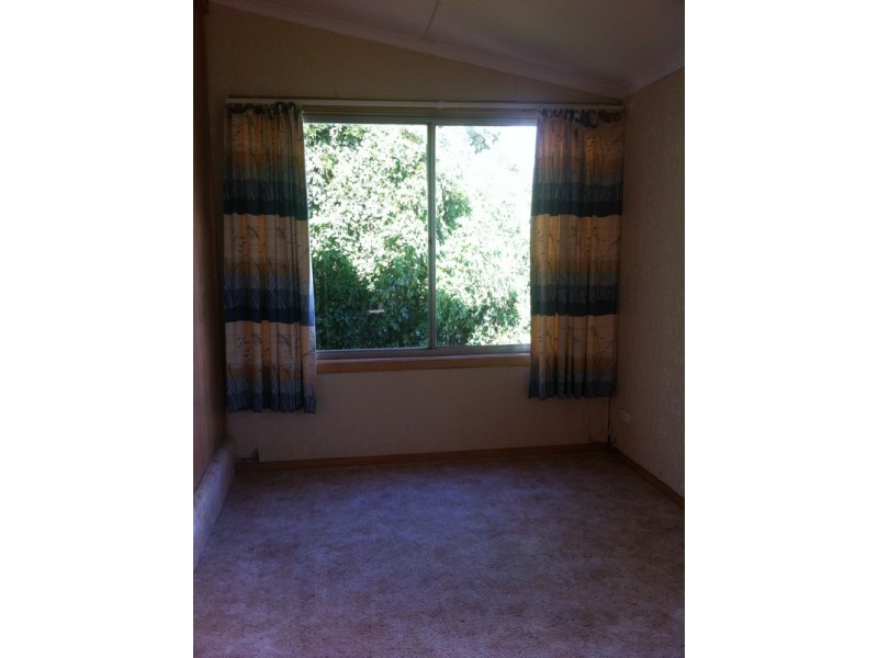 15 Erle Street, Carlton TAS 7173