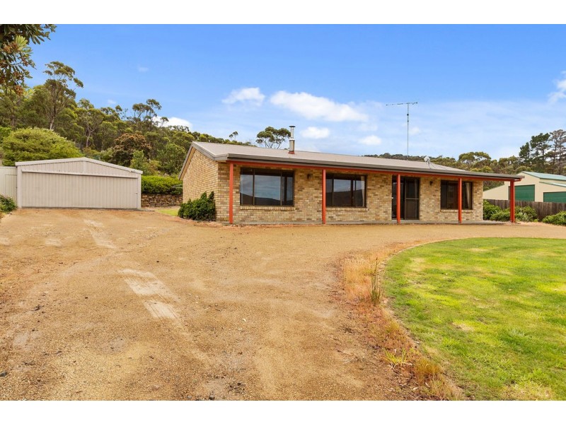 144 Apex Point Road, White Beach TAS 7184