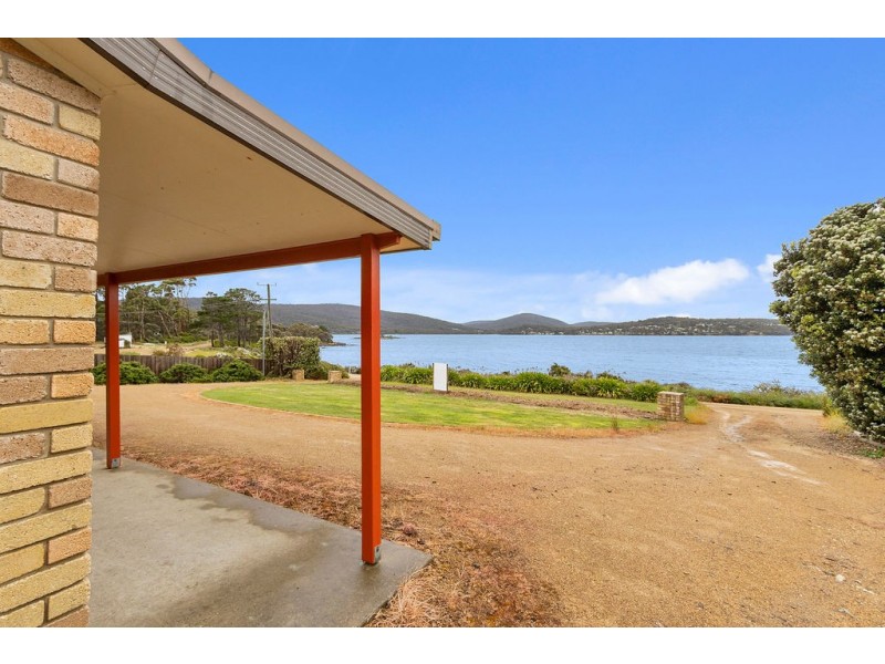 144 Apex Point Road, White Beach TAS 7184