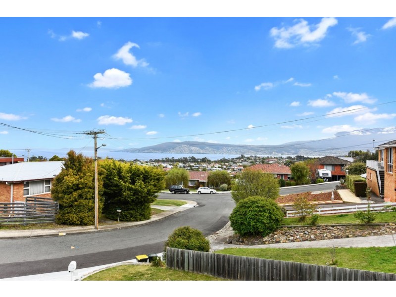 57 Sirius Street, Howrah TAS 7018