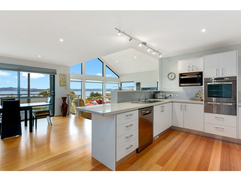 7 Boathouse Rise, Lewisham TAS 7173