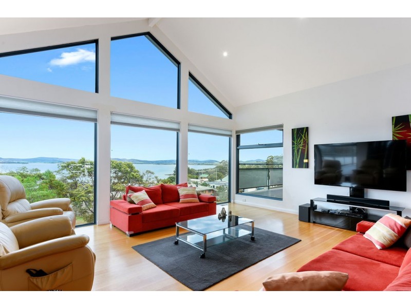 7 Boathouse Rise, Lewisham TAS 7173