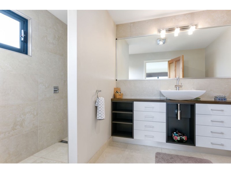 7 Boathouse Rise, Lewisham TAS 7173