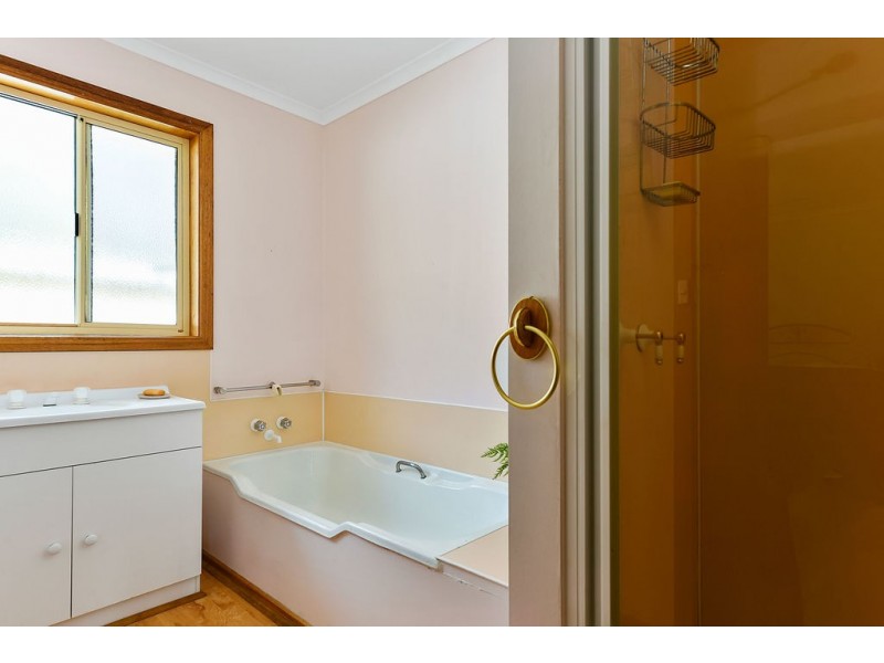 13 Wedgetail Street, Primrose Sands TAS 7173