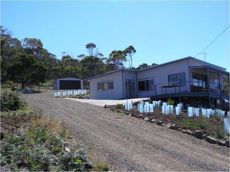 148 Apex Point Road, White Beach TAS 7184