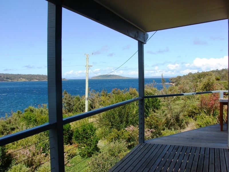 148 Apex Point Road, White Beach TAS 7184