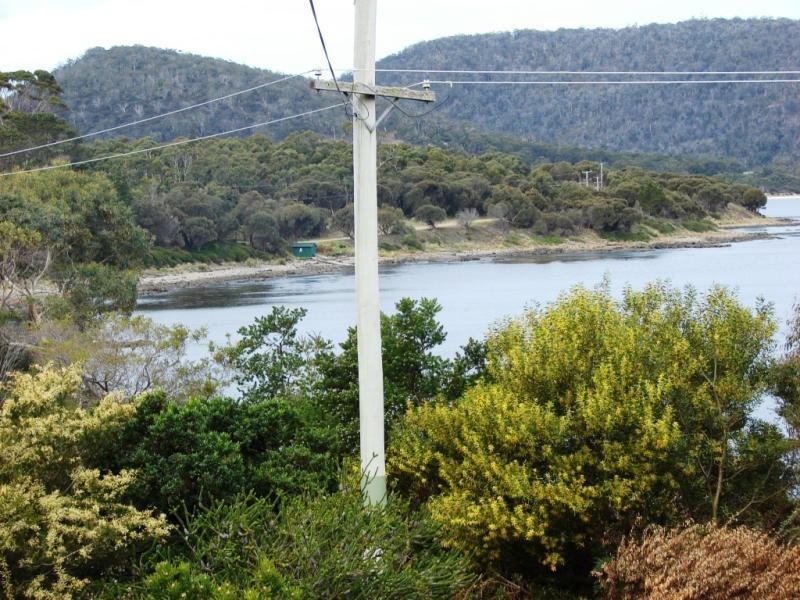 162 Apex Point Road, White Beach TAS 7184