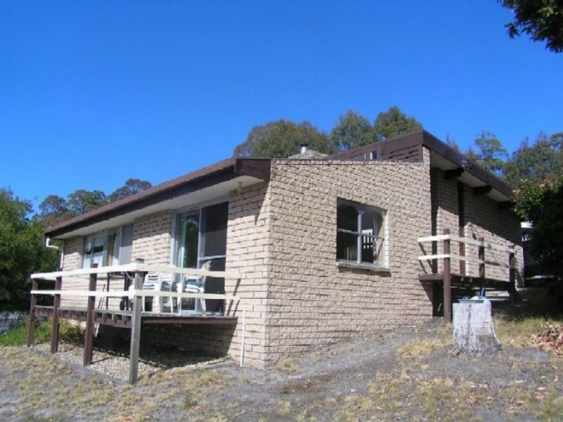 16 Kestrel Street, Primrose Sands TAS 7173
