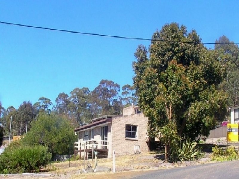 16 Kestrel Street, Primrose Sands TAS 7173