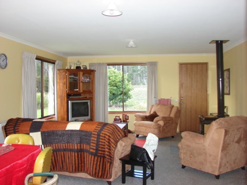 205 White Beach Rd, White Beach TAS 7184