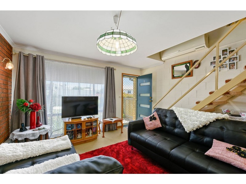 Unit 1/8 Forcett Street, Sorell TAS 7172