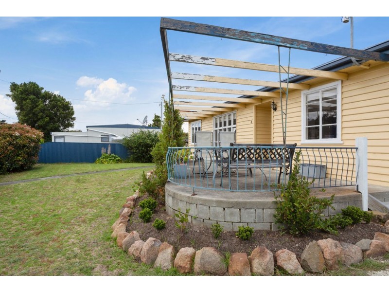 4 Fifth Avenue, Dodges Ferry TAS 7173