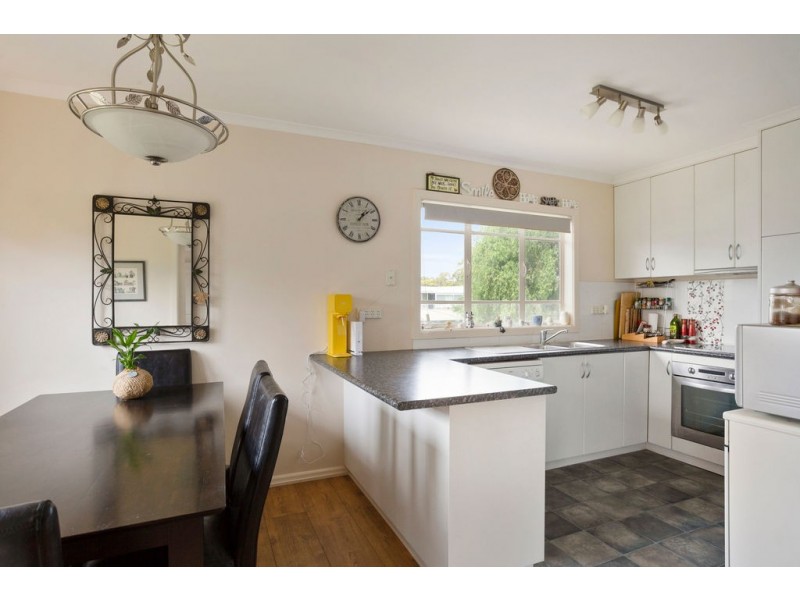4 Fifth Avenue, Dodges Ferry TAS 7173