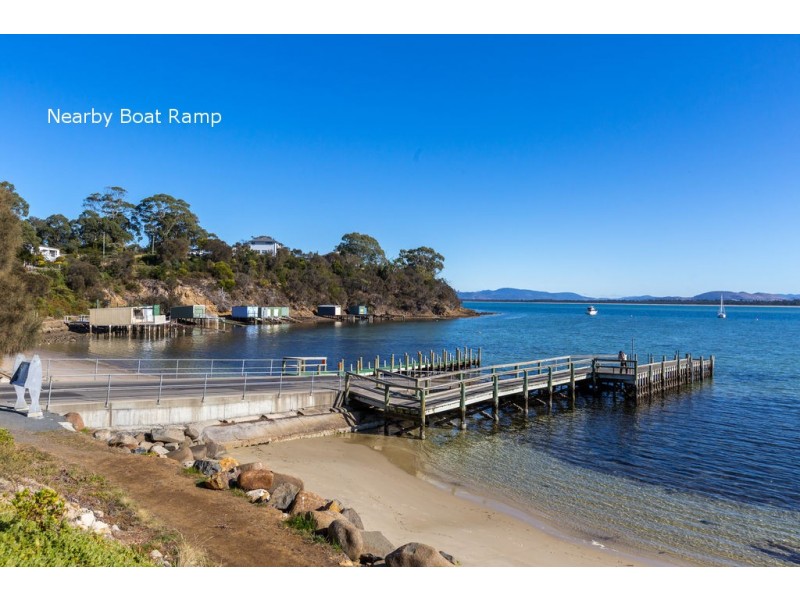 4 Fifth Avenue, Dodges Ferry TAS 7173
