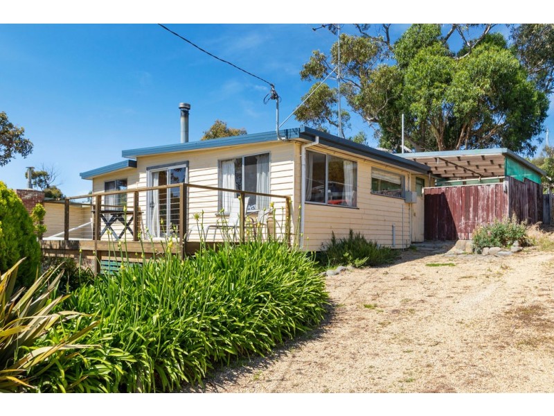 27 Batchelor Street, White Beach TAS 7184