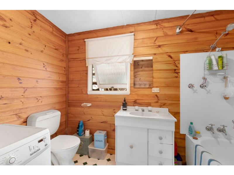 27 Batchelor Street, White Beach TAS 7184