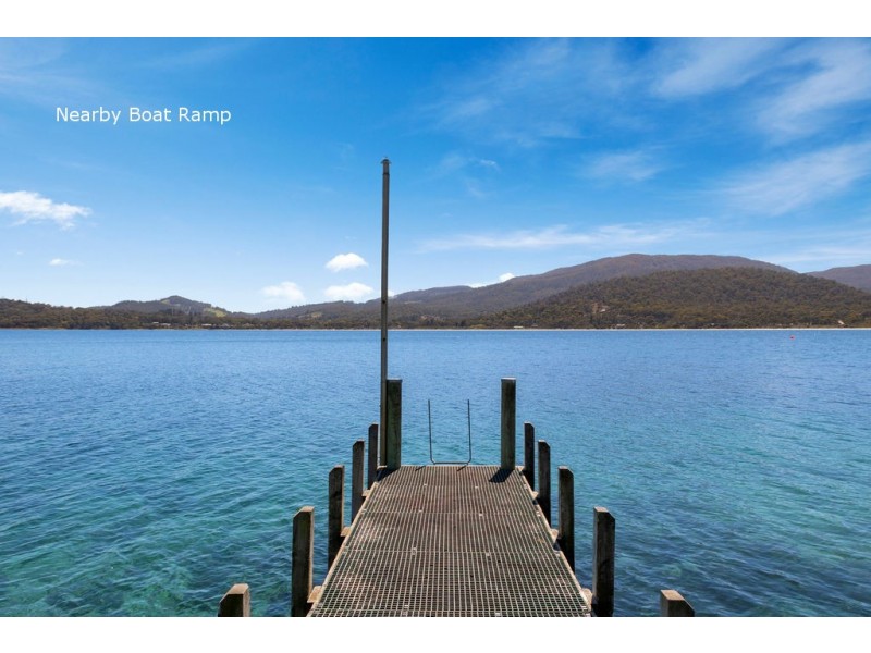 27 Batchelor Street, White Beach TAS 7184