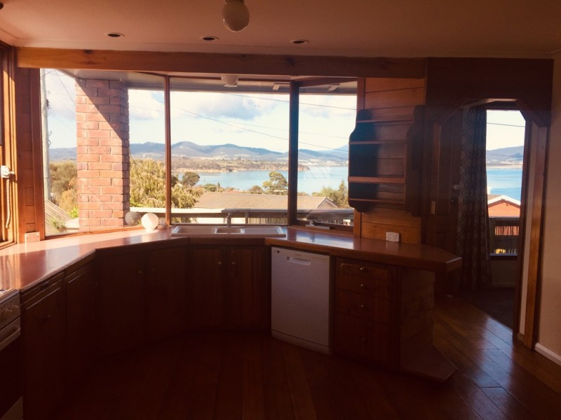 35 Penna Road, Midway Point TAS 7171