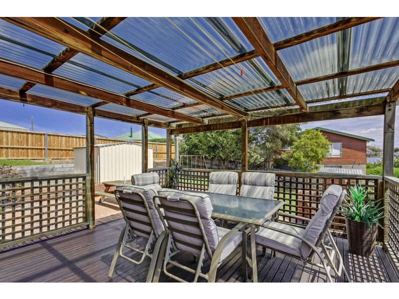 9 Carlton Beach Road, Dodges Ferry TAS 7173