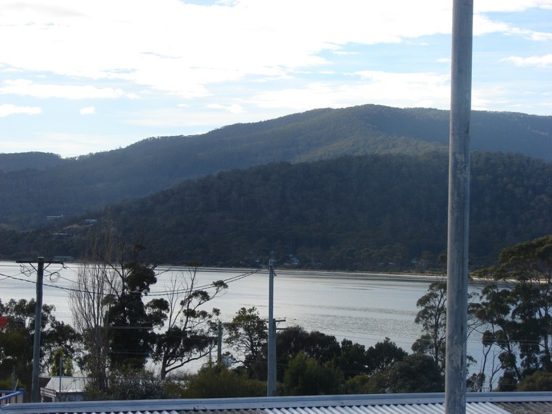 L8/13  Blackwood Court (access off Noyes rd), White Beach TAS 7184