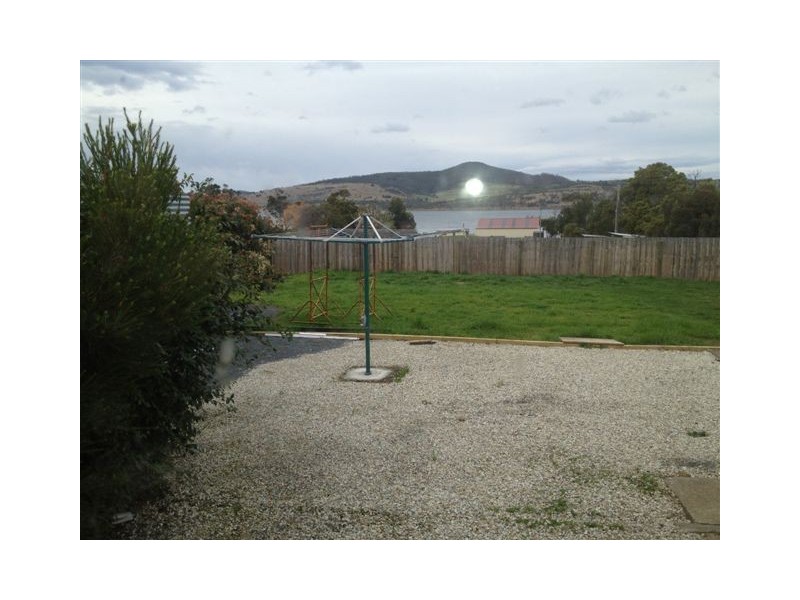 37 Main Road, Dunalley TAS 7177