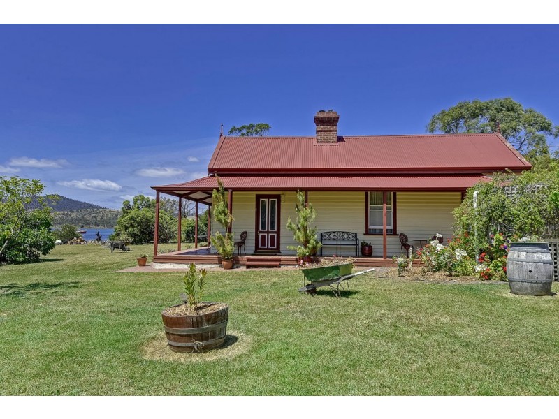 18 Imlay Street, Dunalley TAS 7177