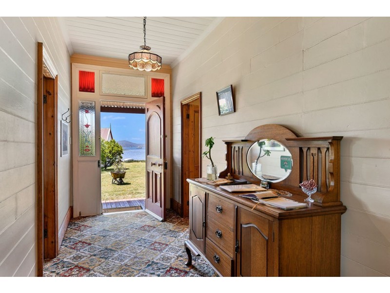 18 Imlay Street, Dunalley TAS 7177