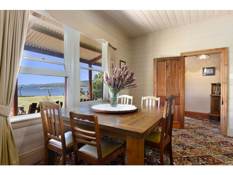 18 Imlay Street, Dunalley TAS 7177