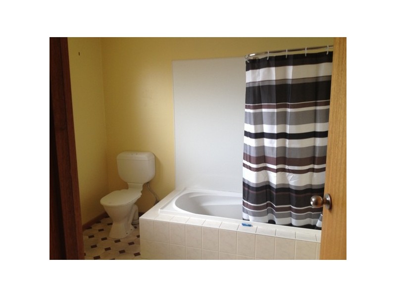 8A Carlton Beach Road, Dodges Ferry TAS 7173