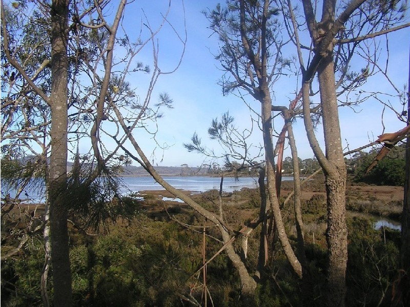 236 Bay Road, Boomer Bay TAS 7177