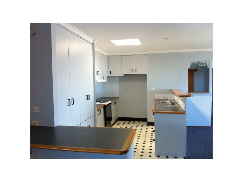 2 Hoffman Street, Midway Point TAS 7171