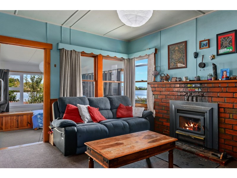 29 Erle Street, Carlton River TAS 7173