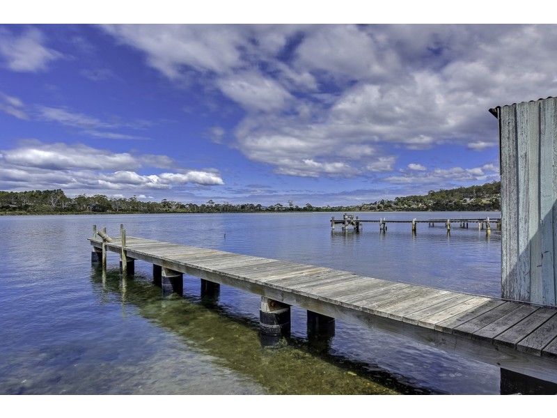 29 Erle Street, Carlton River TAS 7173