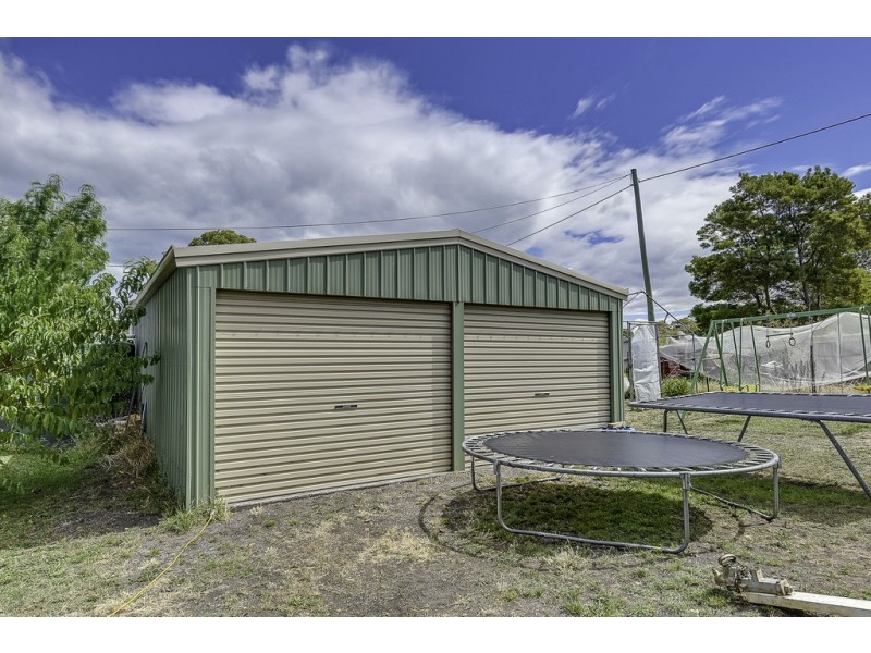 29 Erle Street, Carlton River TAS 7173