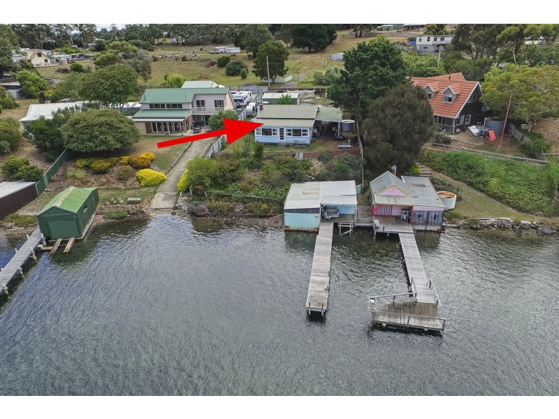 29 Erle Street, Carlton River TAS 7173