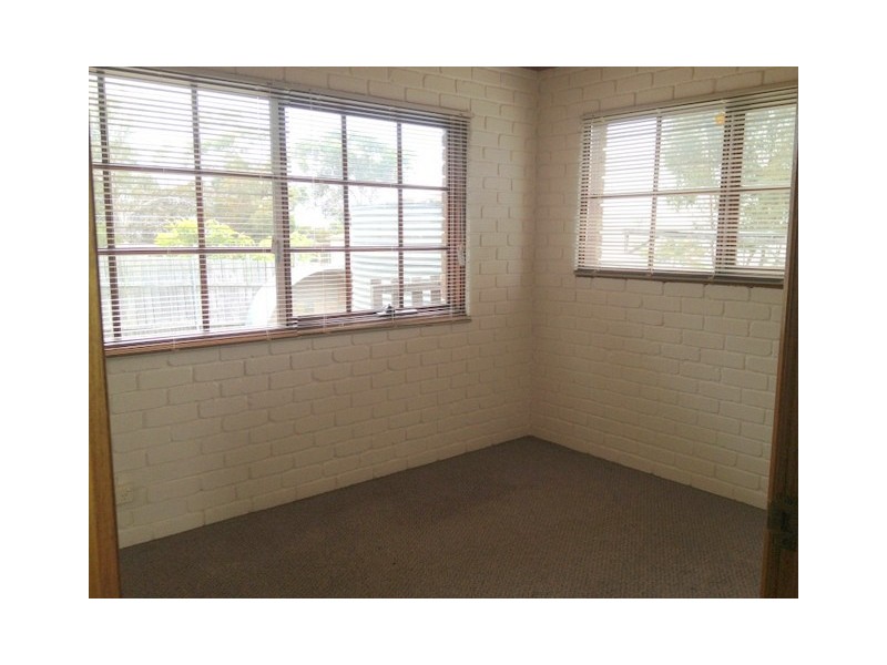 8 Oak Street, Primrose Sands TAS 7173