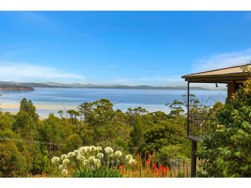 215 Nubeena Road, Koonya TAS 7187
