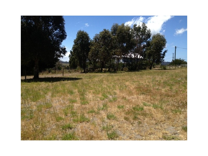 16 Colleen Crescent, Primrose Sands TAS 7173