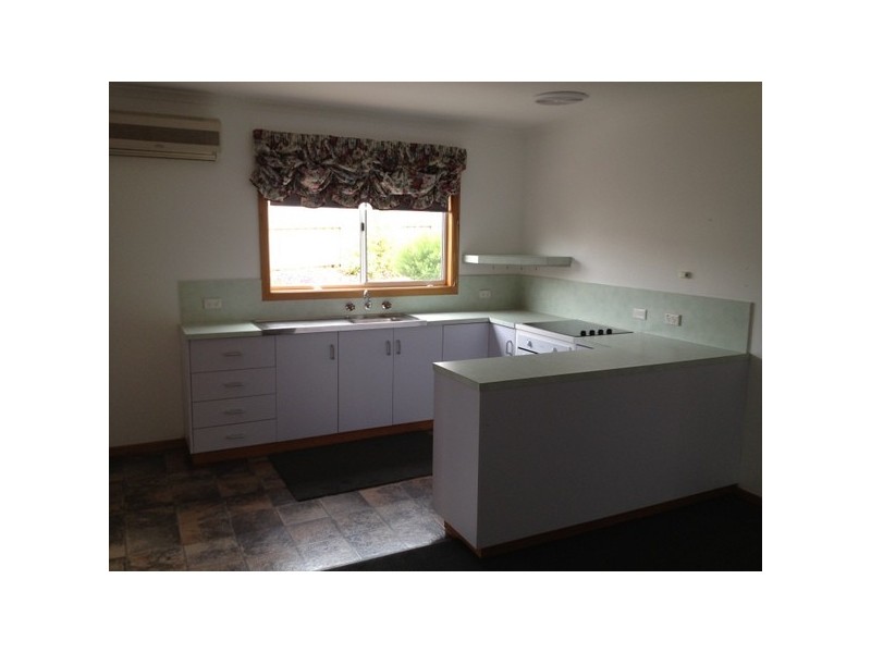 1A Neagarra Street, Dodges Ferry TAS 7173