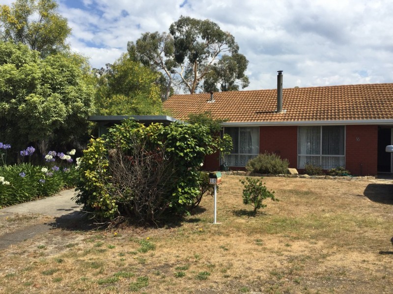 16 Leyden Avenue, Seven Mile Beach TAS 7170