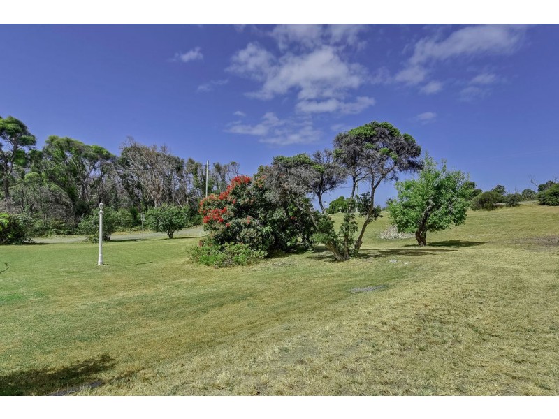 1-3 Lyne Street, Eaglehawk Neck TAS 7179