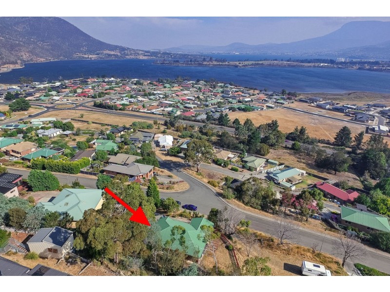 13 Grevillea Avenue, Old Beach TAS 7017